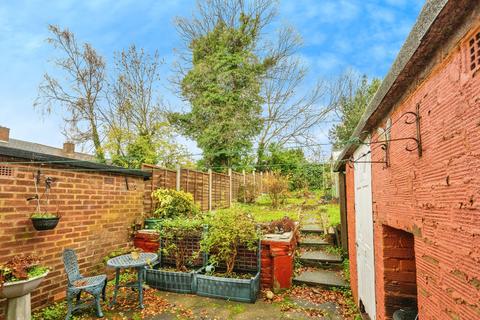 3 bedroom end of terrace house for sale, Edgewood Road, Birmingham, B45