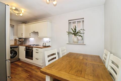 3 bedroom semi-detached house for sale, Parklands View, Sheffield, S26