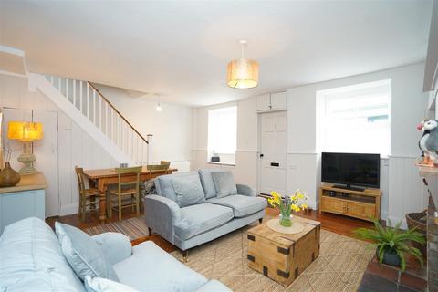 3 bedroom terraced house for sale, Market Street, Appledore
