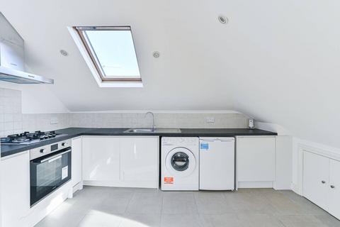 2 bedroom flat for sale, Barrow Road, Streatham, London, SW16