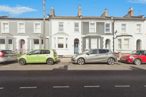4 bedroom terraced house for sale, Leighton Road, Cheltenham, GL52