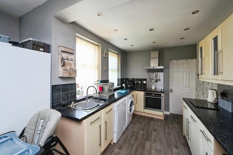 3 bedroom semi-detached house for sale, Poplar Drive, Mansfield, NG19