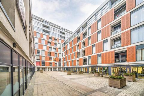 1 bedroom flat for sale, Cornell Square, London SW8