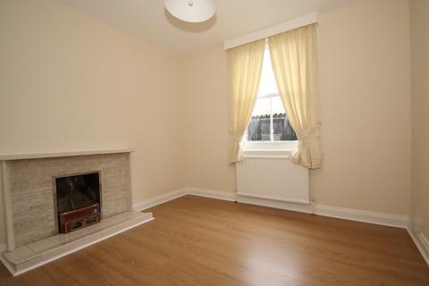 3 bedroom detached house to rent, Horsell, Woking GU21
