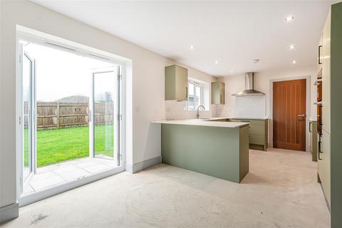 undefined, West Road, Sheepwash