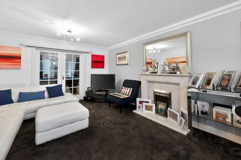 6 bedroom detached house for sale, Paddock Close, Mansfield, NG18