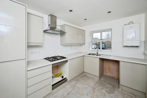 2 bedroom townhouse for sale, Embankment Close, Mansfield, NG20