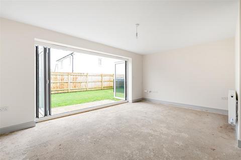 undefined, West Road, Sheepwash