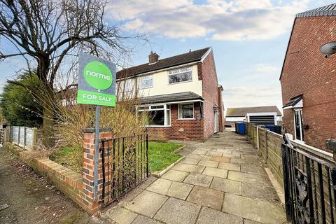 3 bedroom semi-detached house for sale, Farm Lane, Prestwich, M25