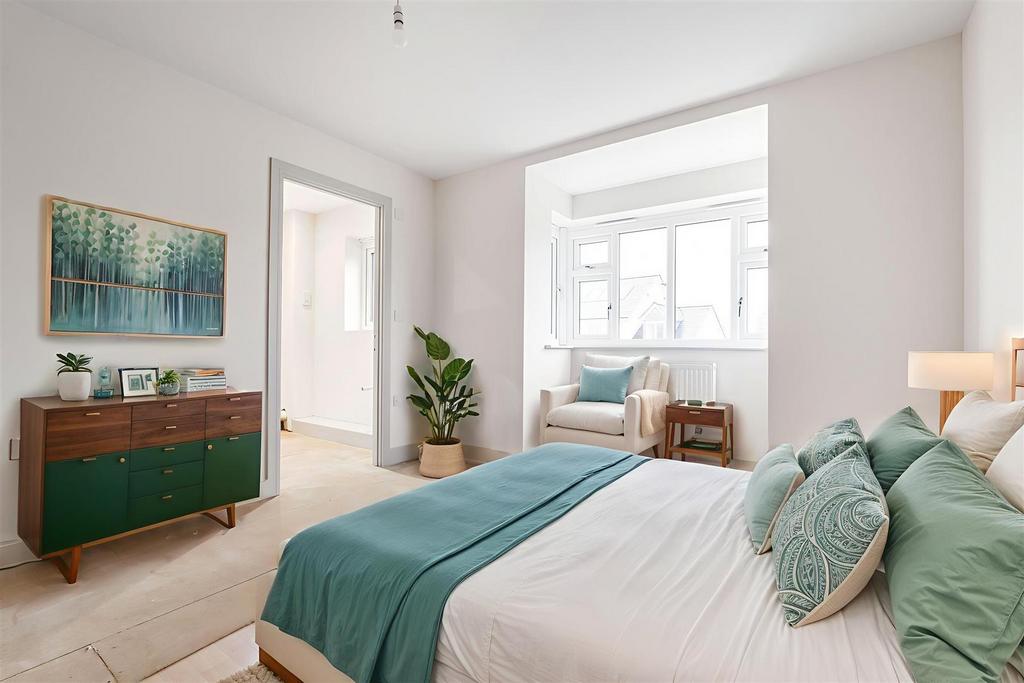 Bedroom 1.jpg