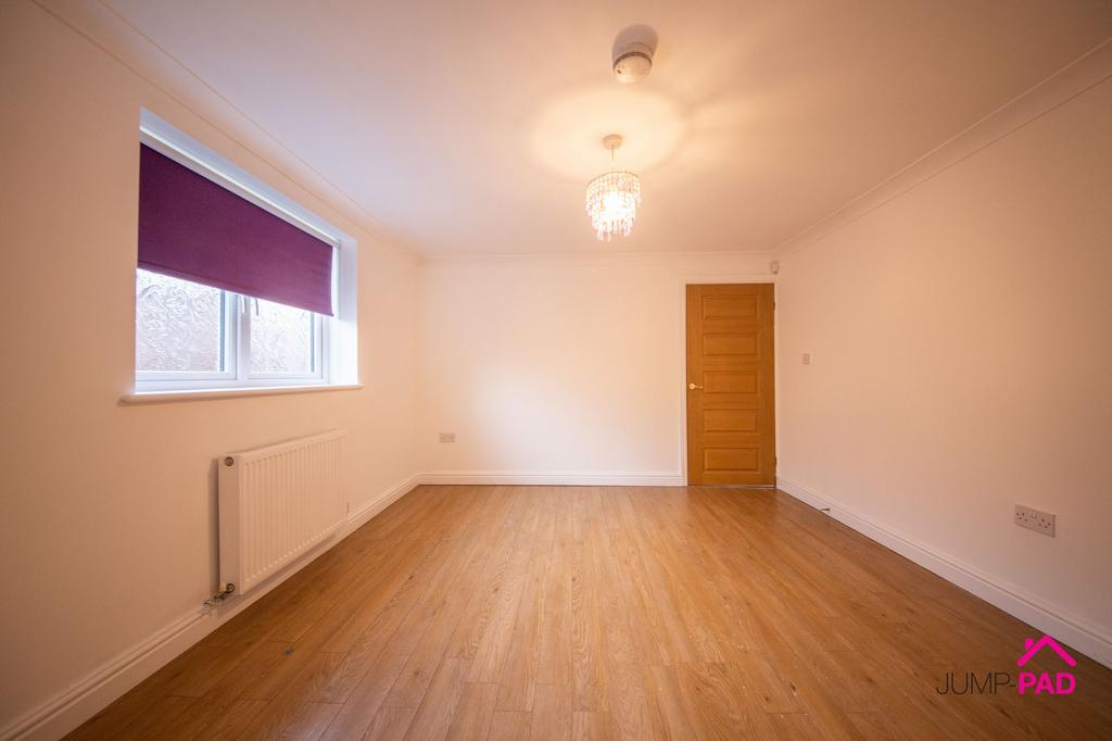 Bedroom/Reception Room