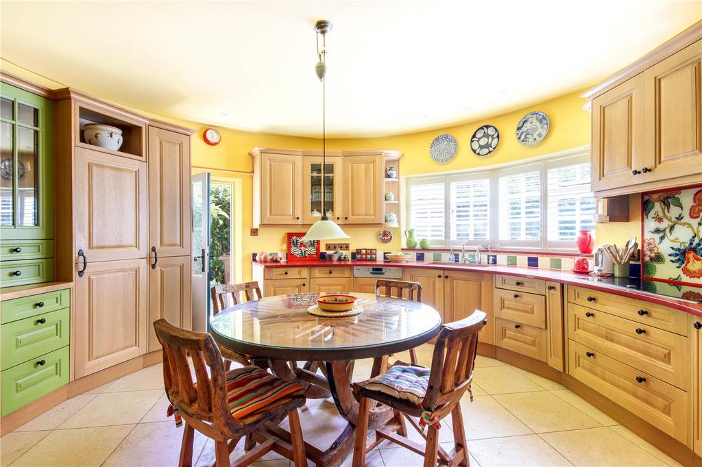 Kitchen/Breakfast Rm