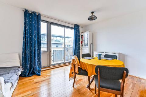 undefined, Gifford Street, King's Cross, London, N1