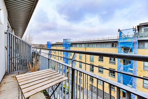 undefined, Gifford Street, King's Cross, London, N1