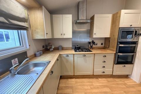undefined, Two Bed Willerby Cadence (40x20) 2018 Carlton Meres Holiday Park, Saxmundham IP17