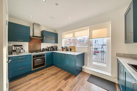 2 bedroom flat for sale, Scotts Court, Hull, HU1