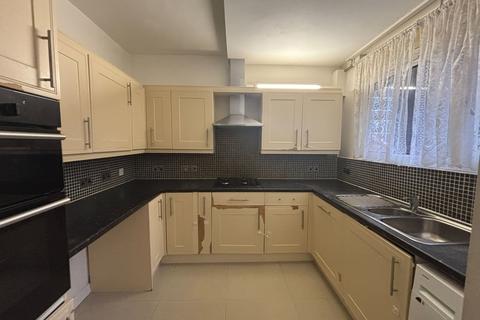 3 bedroom flat to rent, Poplar High Street, Norwood House Poplar High Street, E14