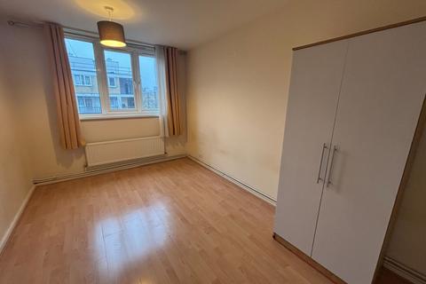 3 bedroom flat to rent, Poplar High Street, Norwood House Poplar High Street, E14