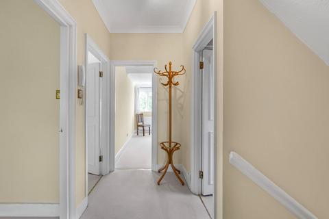 2 bedroom flat for sale, Chatsworth Road, Mapesbury Conservation, London, NW2
