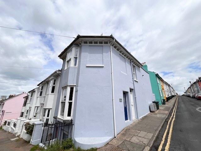 1 Bed Furnished Flat
