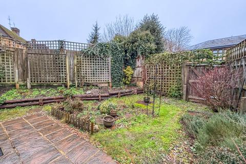 undefined, Mitre Way, Battle, TN33