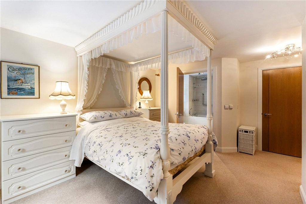 Main Bedroom
