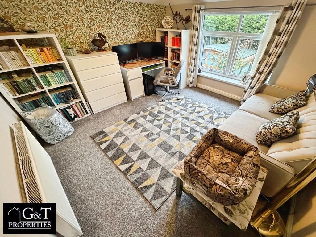 Second bedroom