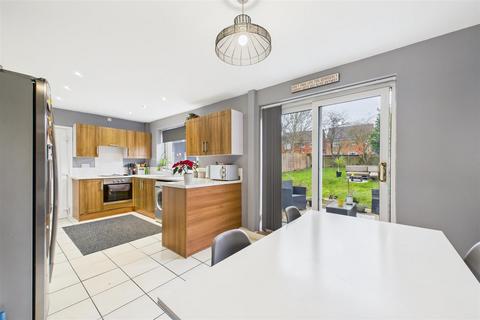 undefined, Stephen Road, Newark