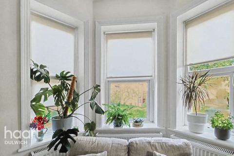 2 bedroom flat for sale, Rosendale Road, London