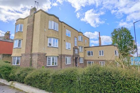 2 bedroom flat to rent, Abbey Court, Holywell Hill, St Albans, Herts