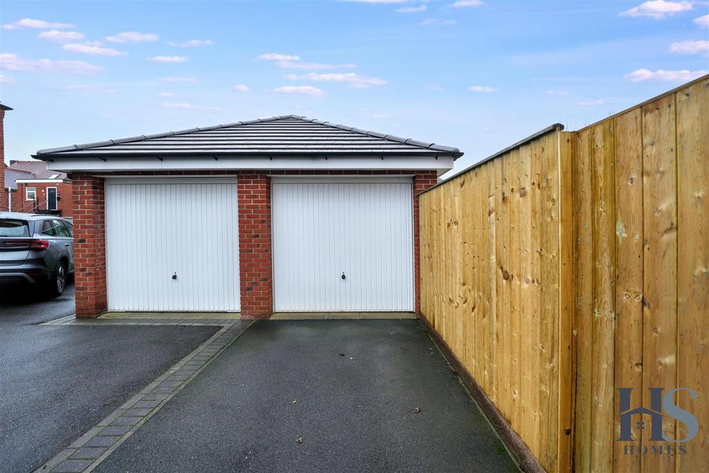 Driveway.jpg