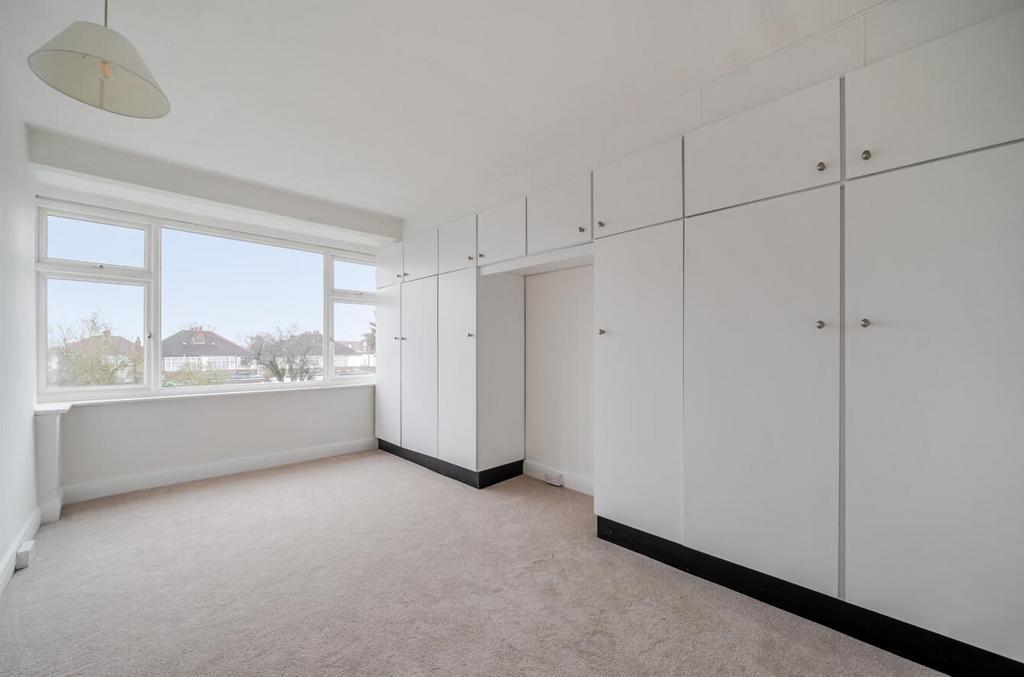Davidson Frost-Wellings, DFW, Charmian Avenue, Sta