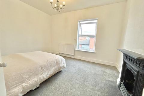 2 bedroom terraced house for sale, Walmesley Road, Leigh