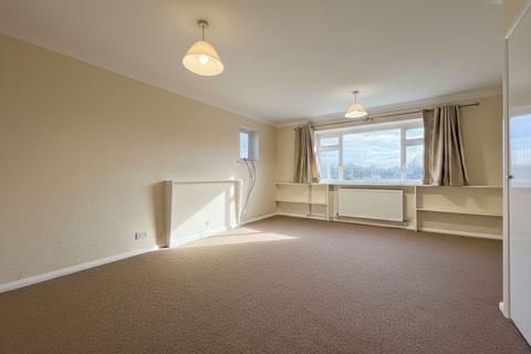 The Greenway, Ickenham, UB10