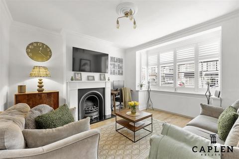 4 bedroom house for sale, Chestnut Avenue, Buckhurst Hill