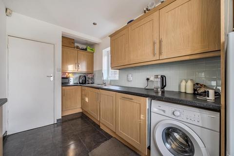 3 bedroom semi-detached house to rent, Slough,  Berkshire,  SL3