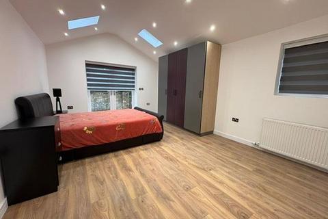 undefined, Egham,  Surrey,  TW20