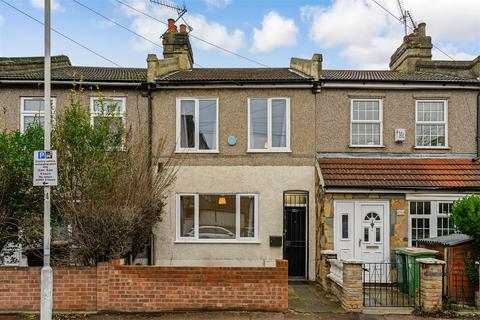 2 bedroom house to rent, Grange Road, London, E13