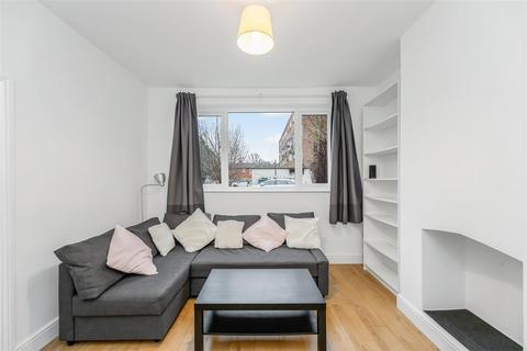 2 bedroom house to rent, Grange Road, London, E13