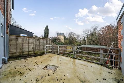 undefined, Bath Road, Gloucestershire GL5