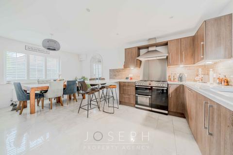 4 bedroom detached house for sale, Belmont Road, Ipswich, IP8
