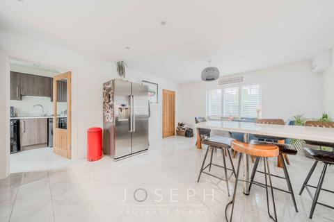 4 bedroom detached house for sale, Belmont Road, Ipswich, IP8