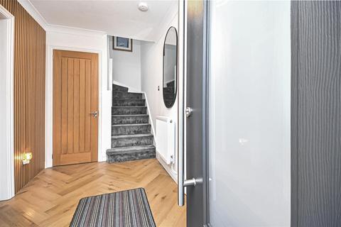 3 bedroom detached house for sale, Spinnerette Close, Leigh