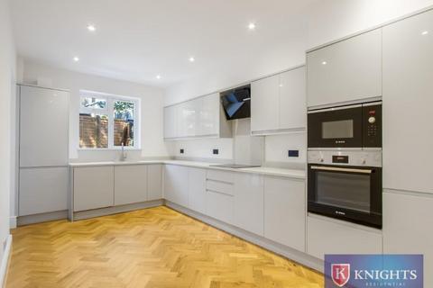 undefined, Birkbeck Road , Bruce Grove, London, N17