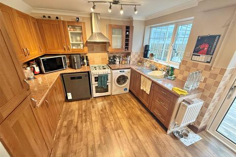 undefined, Coltsfoot Green, Luton