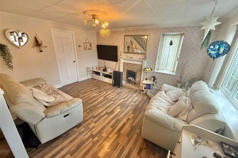 undefined, Coltsfoot Green, Luton