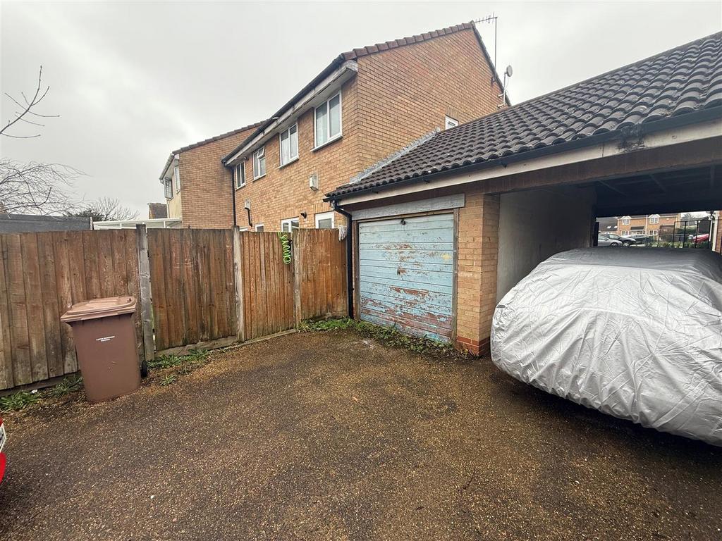 Garage In Block