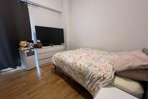 undefined, Staines Road West, Sunbury-on-Thames TW16
