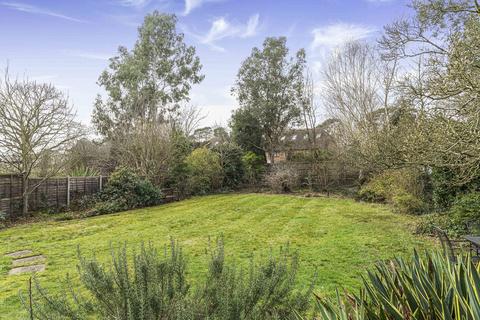 undefined, Aviary Road, Surrey GU22