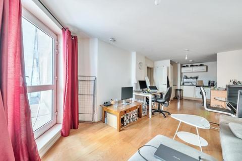 2 bedroom apartment to rent, Slough,  Berkshire,  SL2